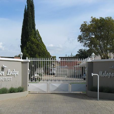 Lavender Lodge Vryburg Экстерьер фото