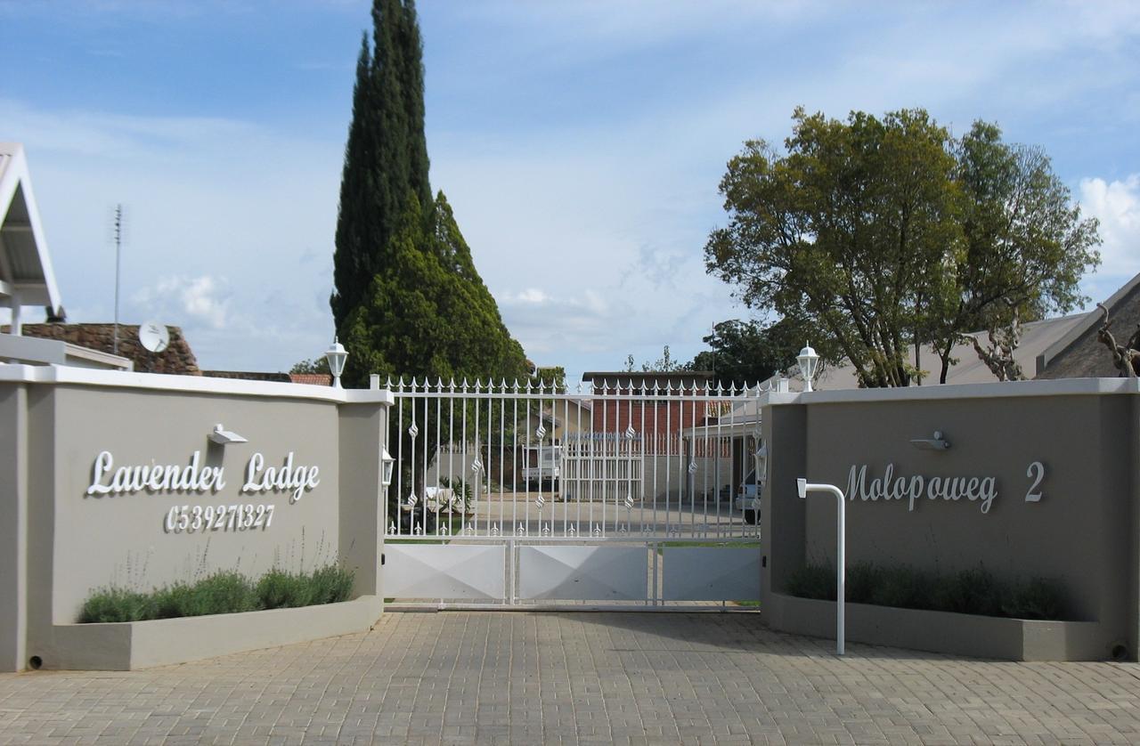 Lavender Lodge Vryburg Экстерьер фото