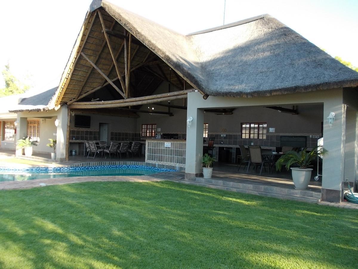 Lavender Lodge Vryburg Экстерьер фото