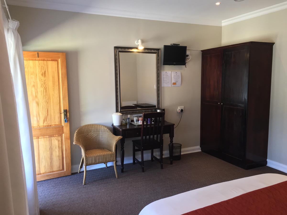 Lavender Lodge Vryburg Экстерьер фото