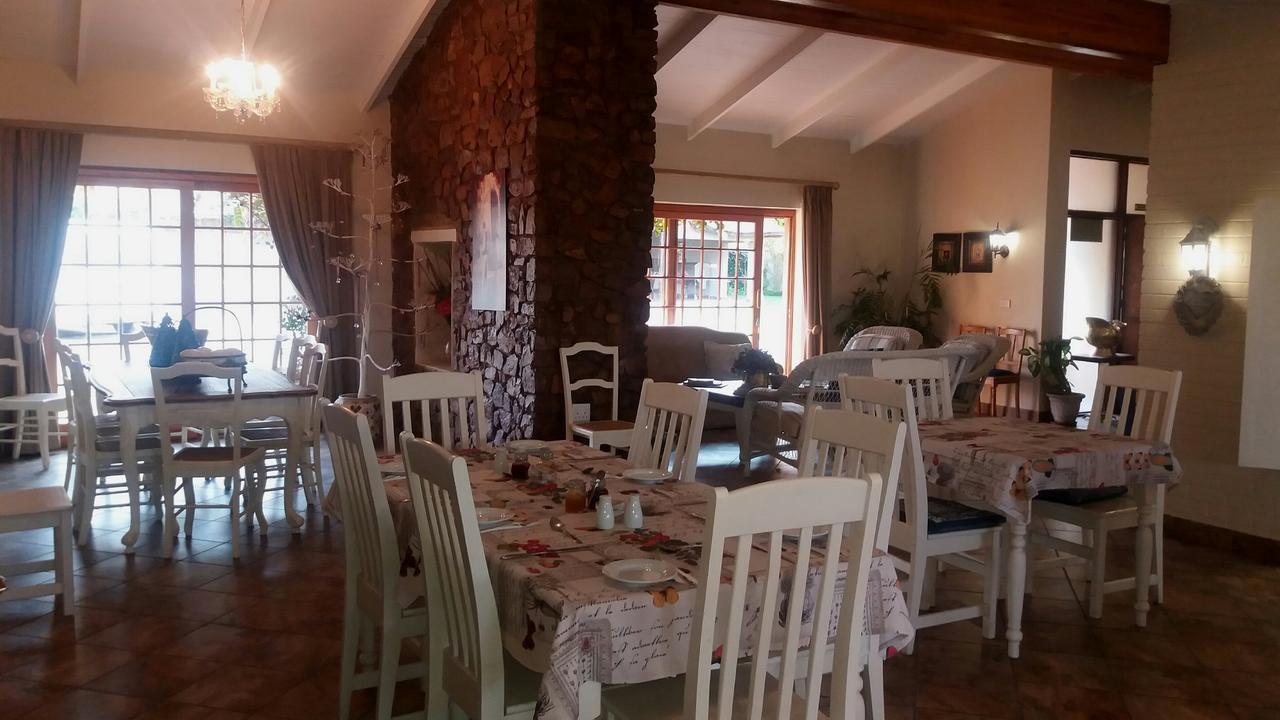 Lavender Lodge Vryburg Экстерьер фото